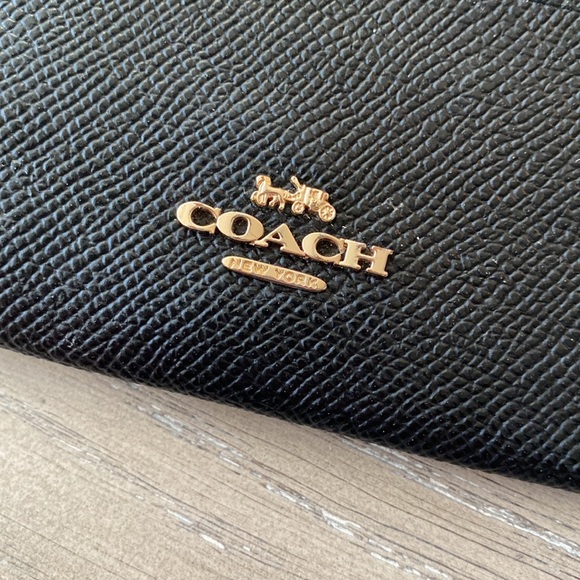 Coach Credit Card Holder - Picture 3 of 5